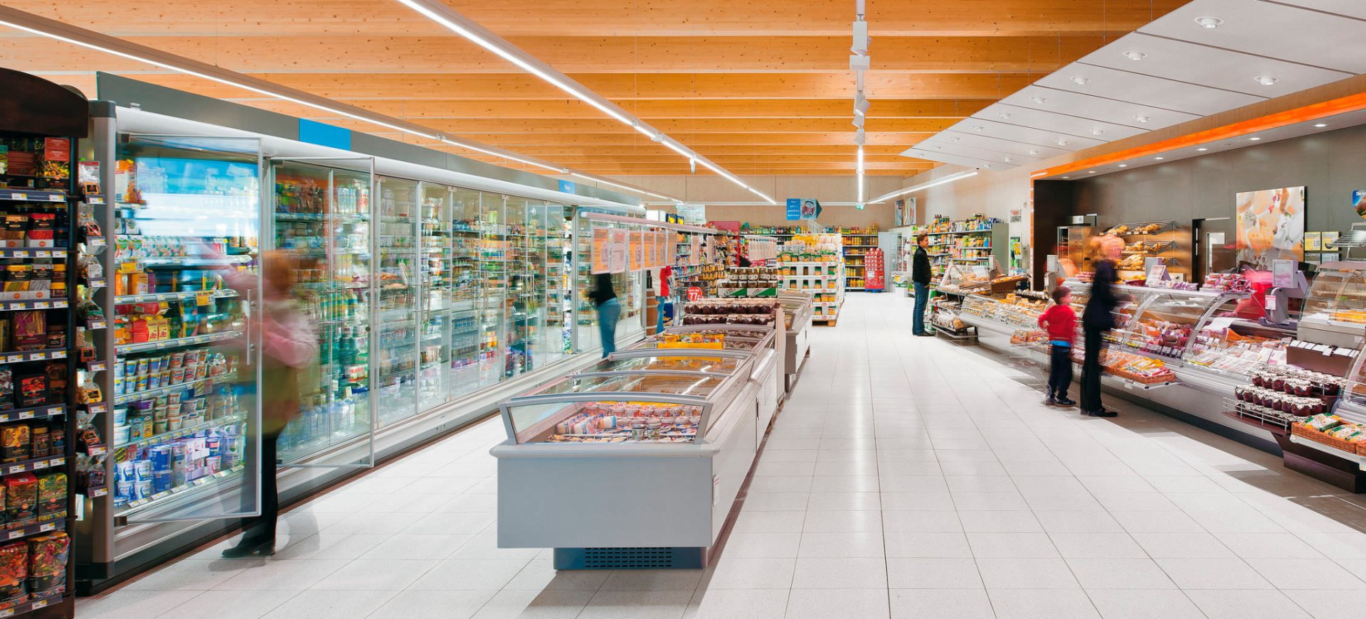 supermarket lighting ultra efficient